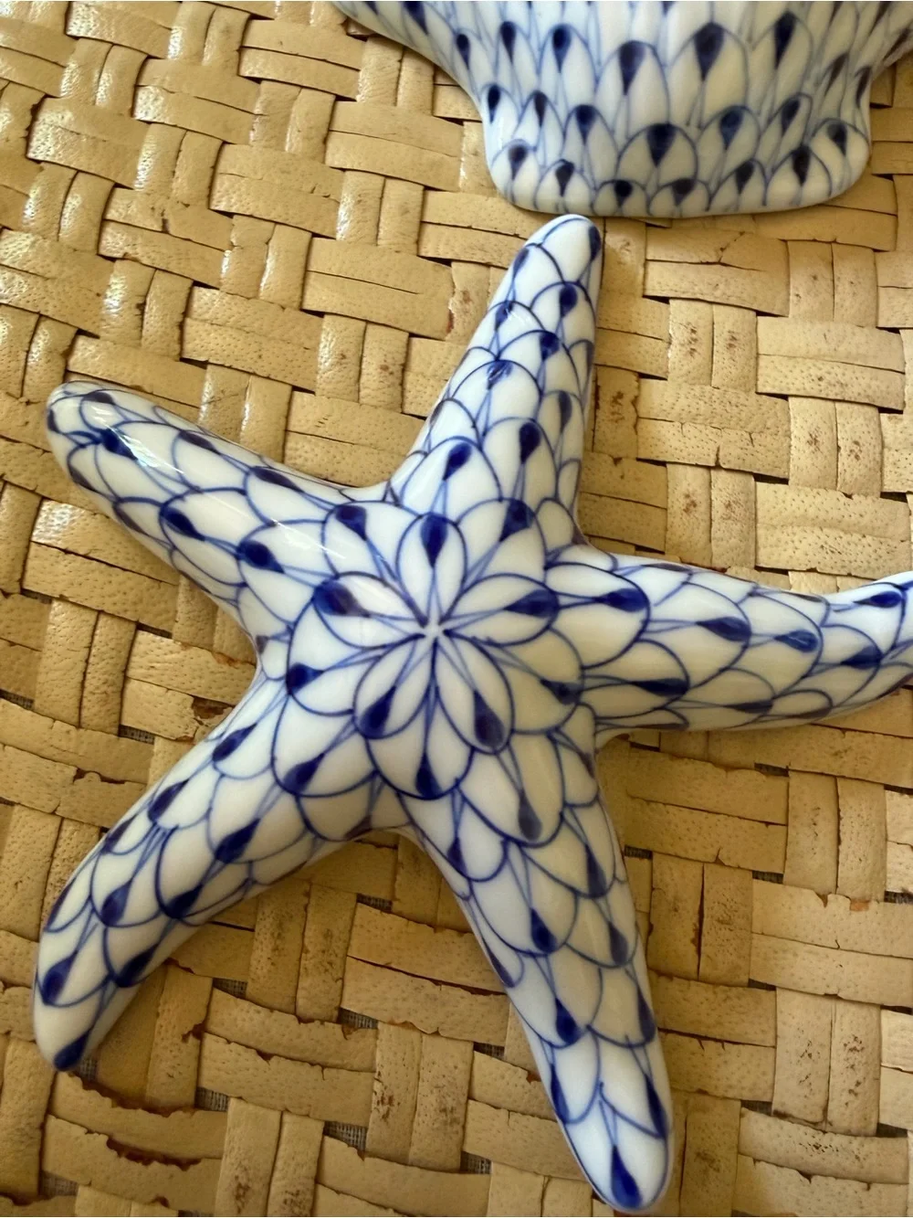 Vintage Nautical porcelain Star Fish Clam Conch Sea Shells (3)  Blue/ White - Picture 12 of 13